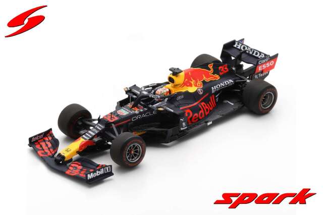 Spark (スパーク) 1/43 Red Bull Racing Honda RB16B No.33 Red Bull Racing Winner Abu Dhabi GP 2021 Max Verstappen World Champion Edition With No.1 Board and Pit Board