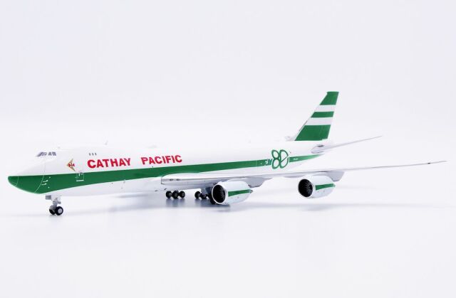 JC WINGS 1/400 (ダイキャスト製) 747-8F Cathay Pacific "80th Anniversary" B-LJE
