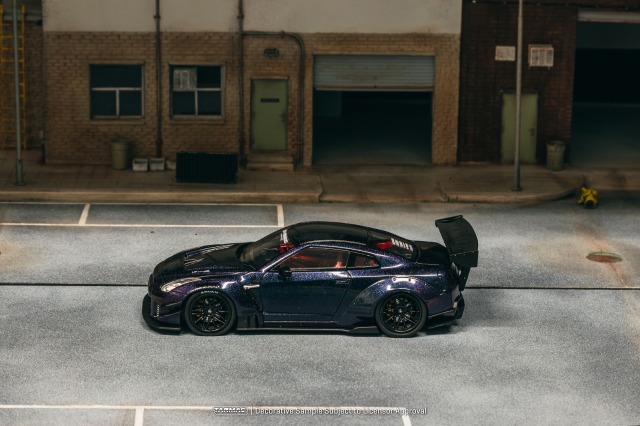TARMAC 1/43 LB- GT-R R35 タイプ2 ミッドナイトパープル Tarmac 1/43 LB-WORKS 日産 GT-R R35 タイプ2 ミッドナイトパープル