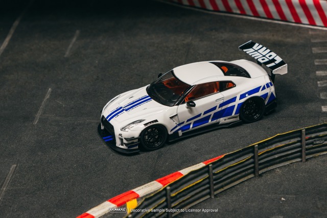 Tarmac(ターマック) 1/43 (ダイキャスト製) LB-WORKS NISSAN GT-R R35