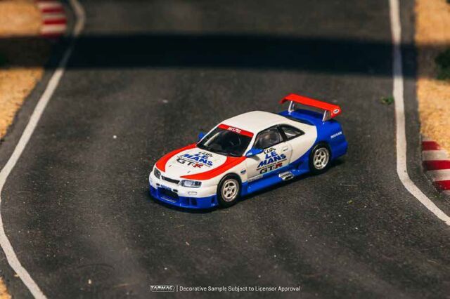 Tarmac(ターマック) 1/64 (ダイキャスト製) Nissan NISMO GT-R LM Test Car