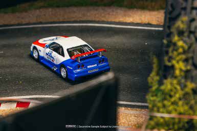 Tarmac(ターマック) 1/64 (ダイキャスト製) Nissan NISMO GT-R LM Test Car