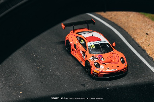 Tarmac(ターマック) 1/64 (ダイキャスト製) Porsche 911 GT3 R Suzuka