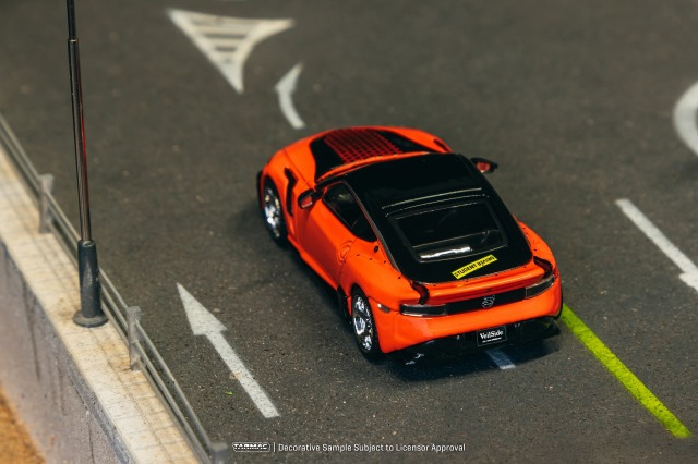 Tarmac(ターマック) 1/64 (ダイキャスト製) Nissan VeilSide FFZ400