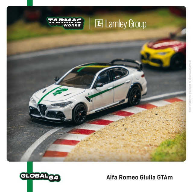 Tarmac（ターマック）1/64 Alfa Romeo Giulia GTAm White/Green