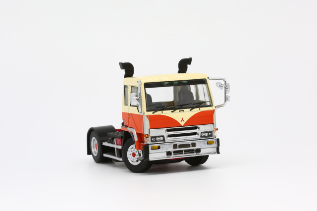 K*7様 モデルワン 1/64 三菱ふそう ザ・グレート トレーラーヘッド MODEL 1(モデルワン) 1/64 (ダイキャスト製) 三菱ふそう ザ