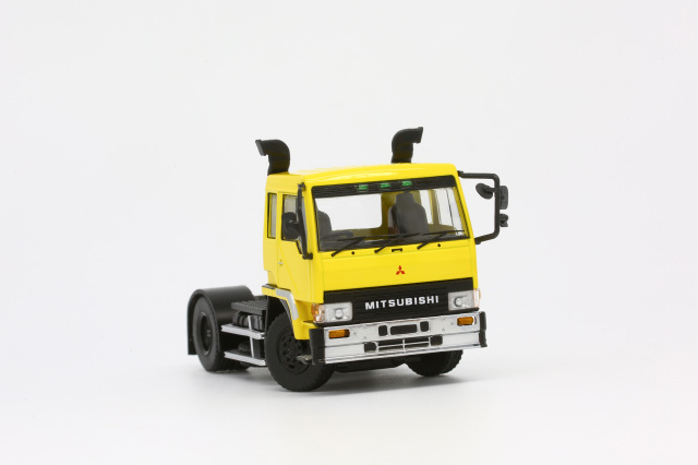 K*7様 モデルワン 1/64 三菱ふそう ザ・グレート トレーラーヘッド MODEL 1(モデルワン) 1/64 (ダイキャスト製) 三菱ふそう ザ
