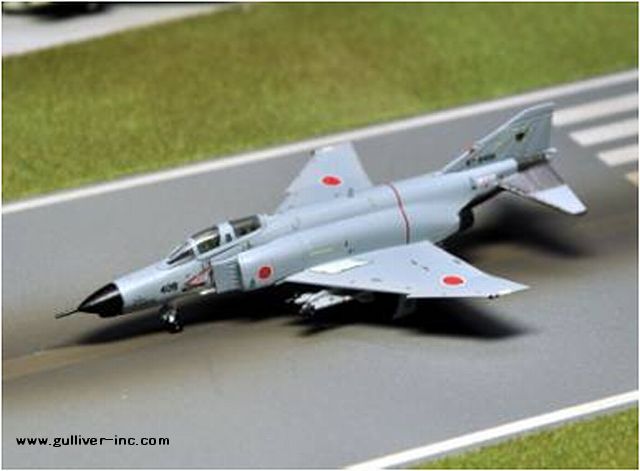 Gulliver200 1/200 (ダイキャスト製) F-4EJ改 第5航空団（新田原基地） 第301飛行隊 87-8408