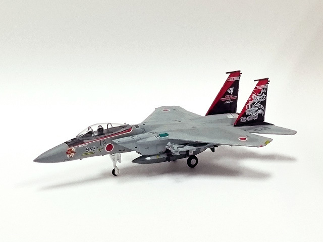 Gulliver200 1/200 (ダイキャスト製) F-15J 航空自衛隊 第2航空団 (千歳基地) 201飛行隊 60周年記念塗装 32-8943