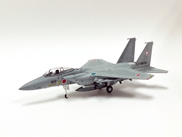 Gulliver200 1/200 (ダイキャスト製) F-15J 航空自衛隊 第5航空団 (新田原基地) 305飛行隊 52-8858