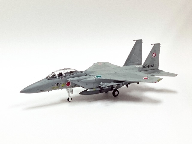 Gulliver200 1/200 (ダイキャスト製) F-15DJ 航空自衛隊 第5航空団 (新田原基地) 305飛行隊 82-8065