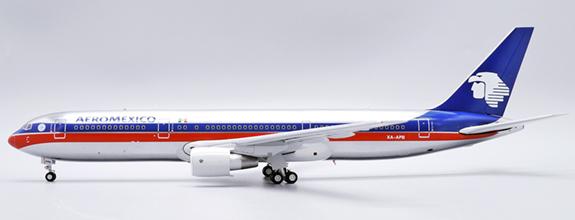 [予約]JC WINGS 1/200 (ダイキャスト製) 767-300ER Aeromexico "OC""Polished" XA-APB