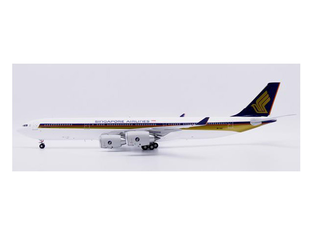[予約]JC WINGS 1/200 (ダイキャスト製) A340-500 Singapore Airlines "Old Titles"  9V-SGC 
