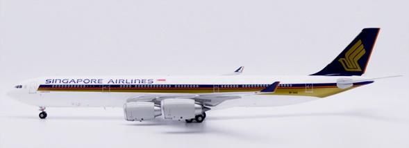 JC WINGS 1/200 (ダイキャスト製) A340-500 Singapore Airlines "Large Titles" 9V-SGD