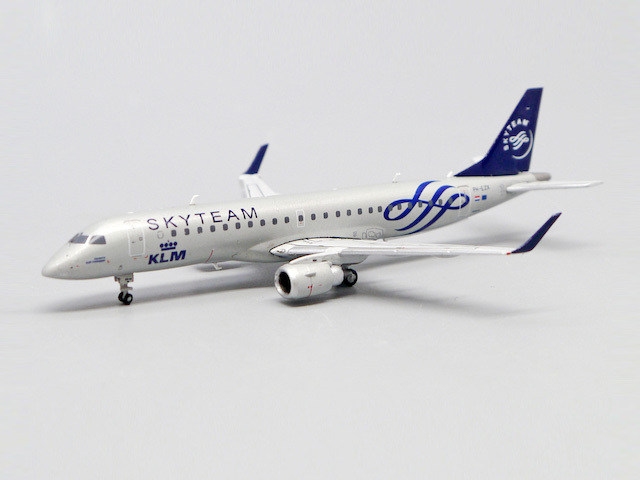 JC WINGS 1/400 (ダイキャスト製) ERJ-190 KLMシティホッパー "Skyteam" PH-EZX