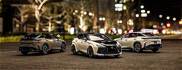 京商オリジナル 1/43 (ダイキャスト製) LEXUS RZ550e “F SPORT