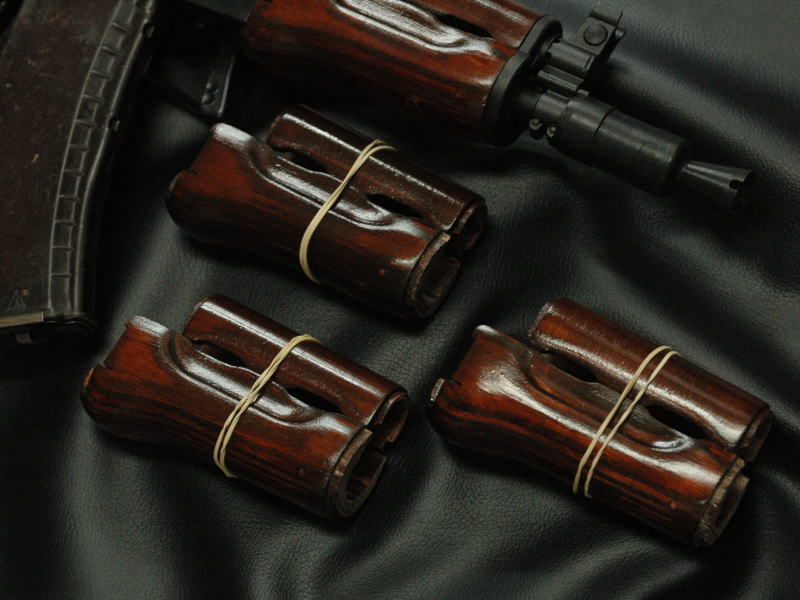 GHK AKS-74U木製ハンドガード・リフィニッシュ