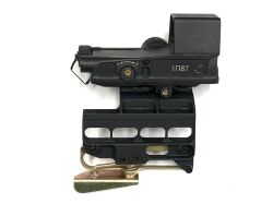 1P87