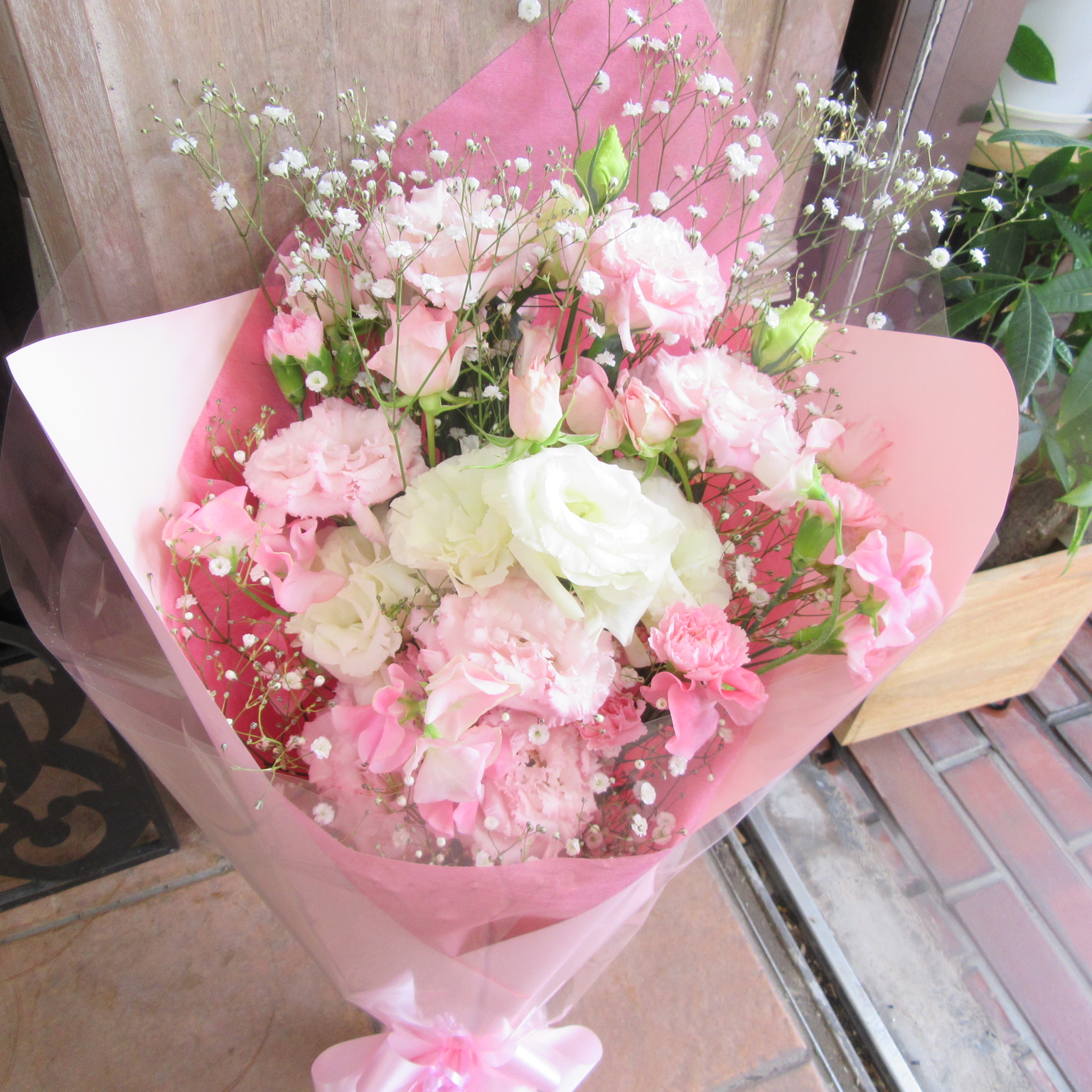 ピンク系ワンサイドブーケM　5500円