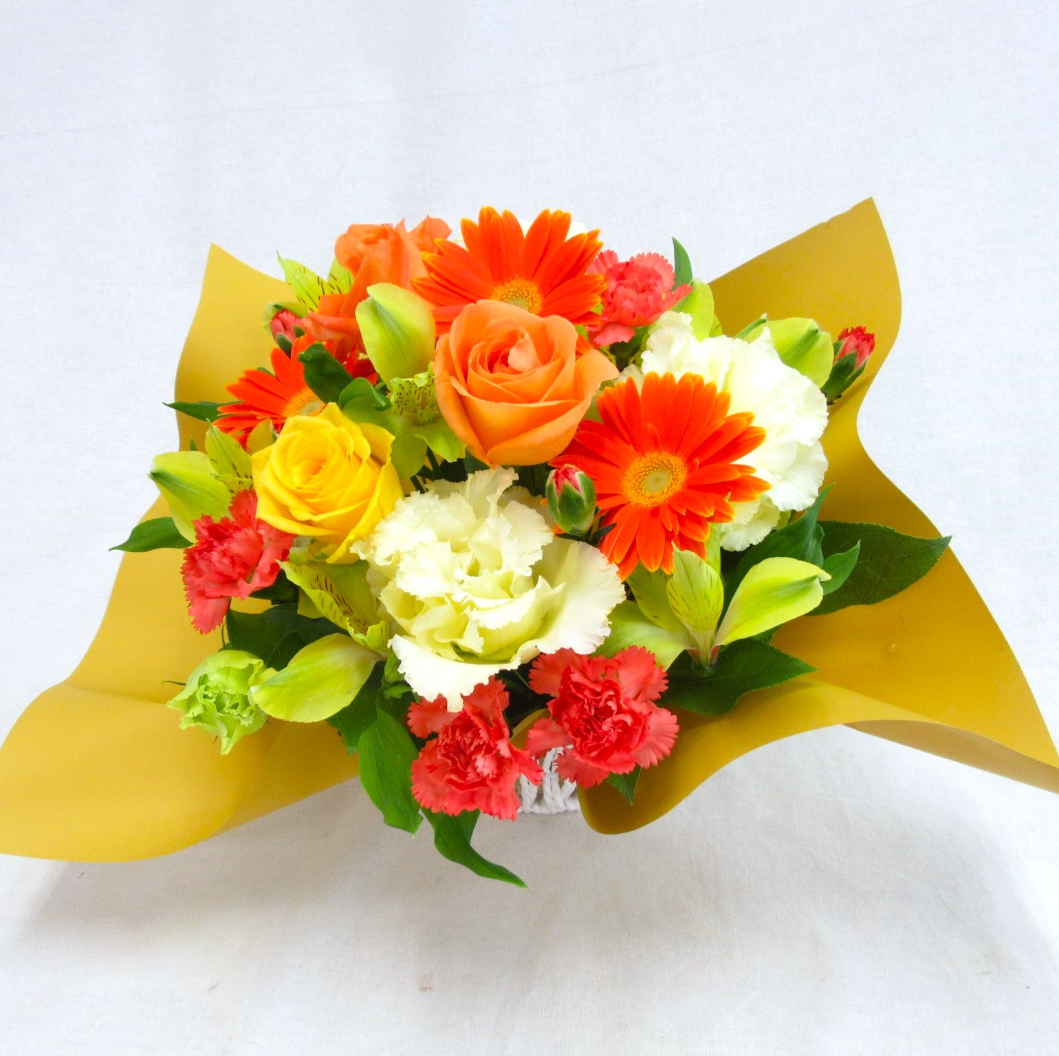 おまかせ　イエローミックス系アレンジメント　3,850円