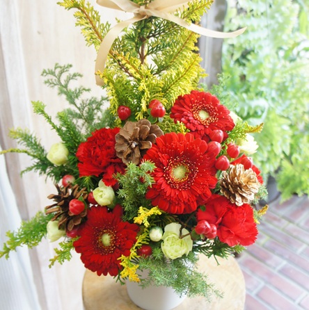 クリスマスのツリーアレンジメント　4400円