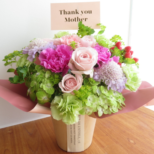 Happy Mother’s Day リッチピンク 4950円