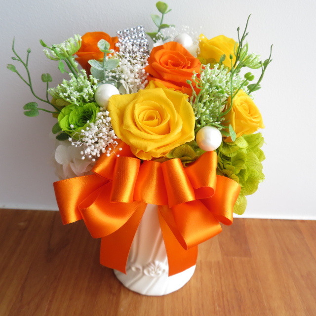 プリザーブドフラワー　　イエローオレンジ　13200円
