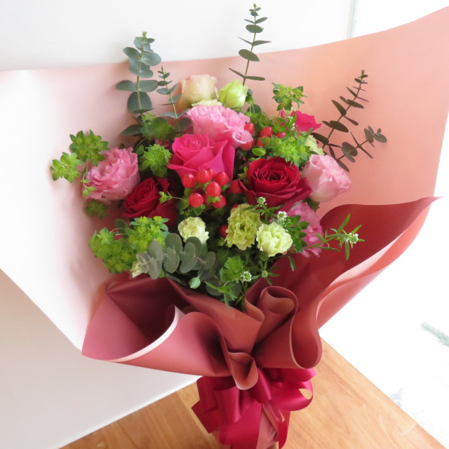 お祝い花束ピンク＆レッド　　　　Mサイズ　5500円