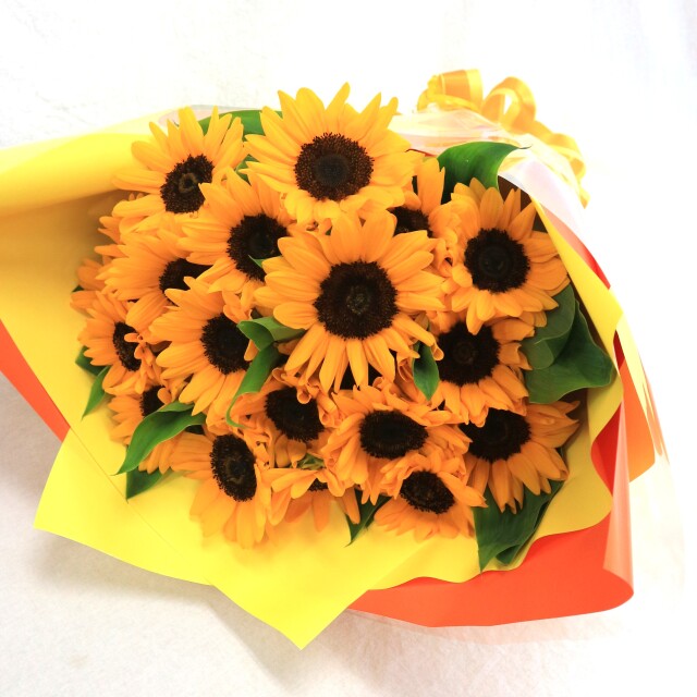 ヒマワリ20本の花束　8800円