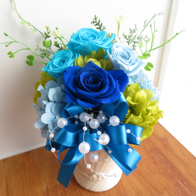 プリザーブドフラワー　　ブルー　6930円