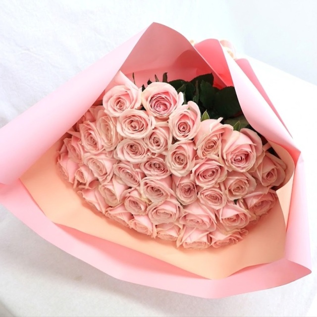 ライトピンクバラ33本の花束　18050円
