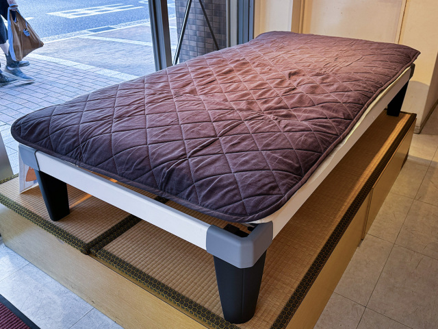 八田屋オリジナル 洗える本麻ハニカム敷きパッド