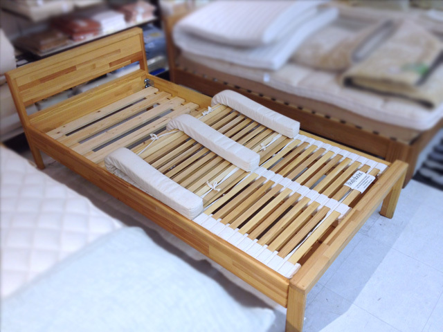 ボディードクターナチュラルウッドスプリング内蔵ベッドフレーム