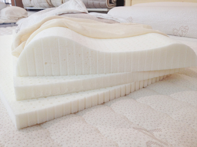 日本初上陸の安眠枕】オーストリアRELAX社 ラテックスピロー 数量限定