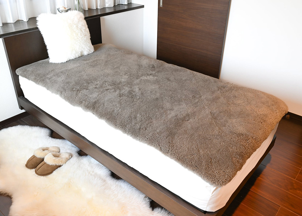 ムートンシーツ マジェスティー マッシュルーム 毛長35mm 【最高級モデル】