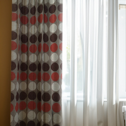水玉　カーテン