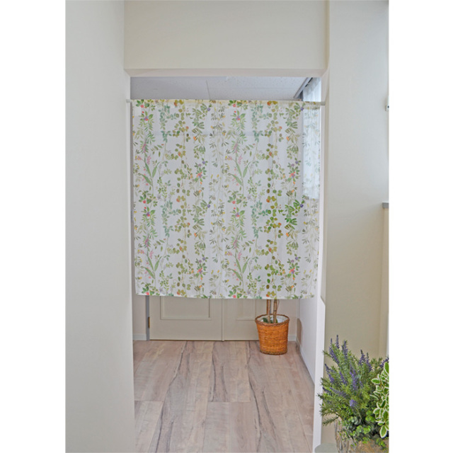 のれん?水墨?花鳥 玄関カーテン レース 間仕切りカーテン 和柄 水墨 和風 65*90cm 洋風 洋室 ロング 仕切り 目隠し 冷 のれん おしゃれ カーテン  間仕切り 目隠し 和風 和柄 絵画 水墨画 日本画 龍 ドラゴン 巾85cm 丈150cm 日本製 : エヌズファーニチャー - のれん 可愛い 花 玄関カーテン レース 間仕切りカーテン 和柄 鳥 和風 洋風 洋室 ロング 仕切り 70*90cm 目隠し 冷気