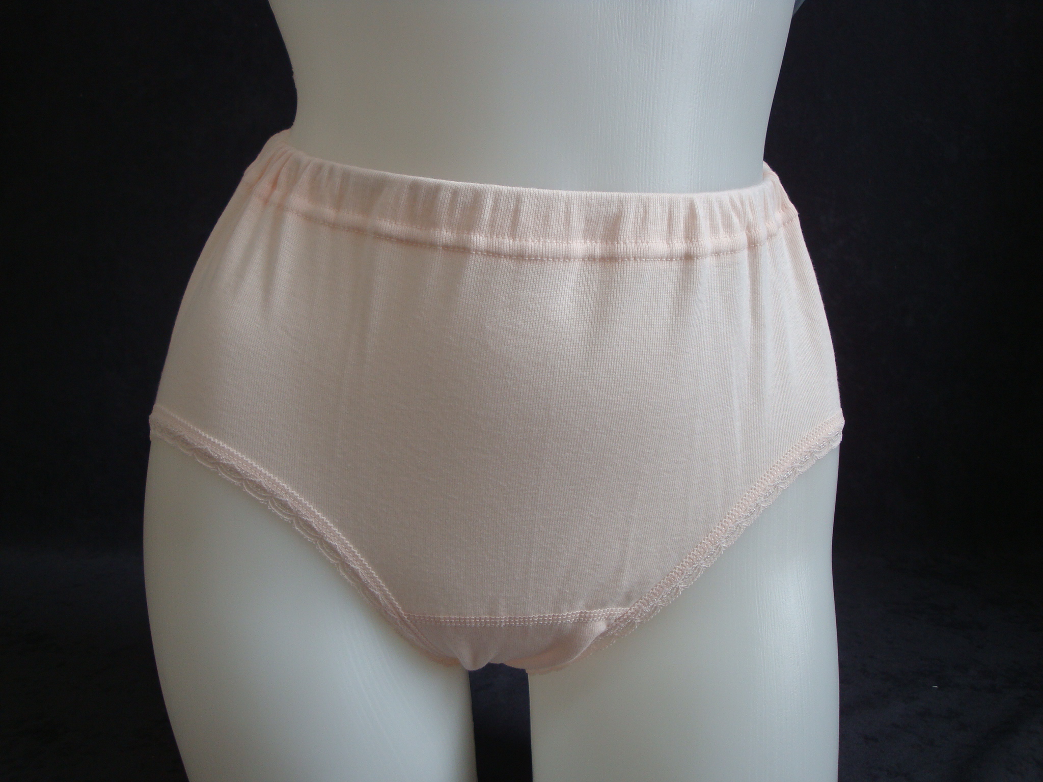 D2871_【薄化粧】丈長ショーツ　LL