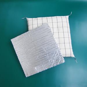 アーシングクッション