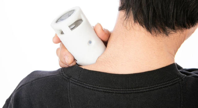 振鼓 ‐FURIKO‐肩に充てる