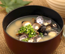 大粒殻付きしじみ120g