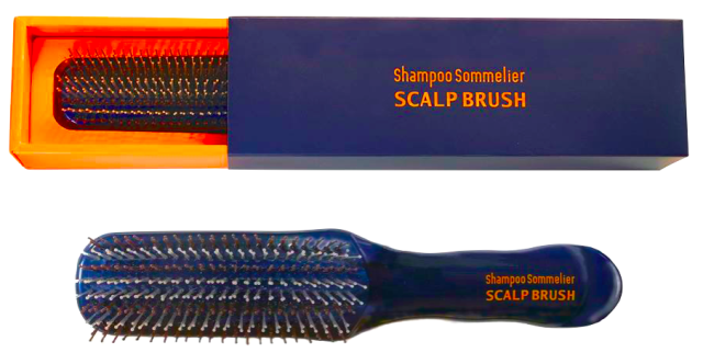 シャンプーソムリエ　スカルプブラシ☆とかすだけで超美振動で頭皮と髪を綺麗にしながらリフトアップ !