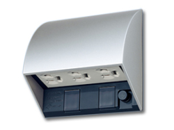 配線器具.com：スマートデザインシリーズ 接地防水トリプルコンセント