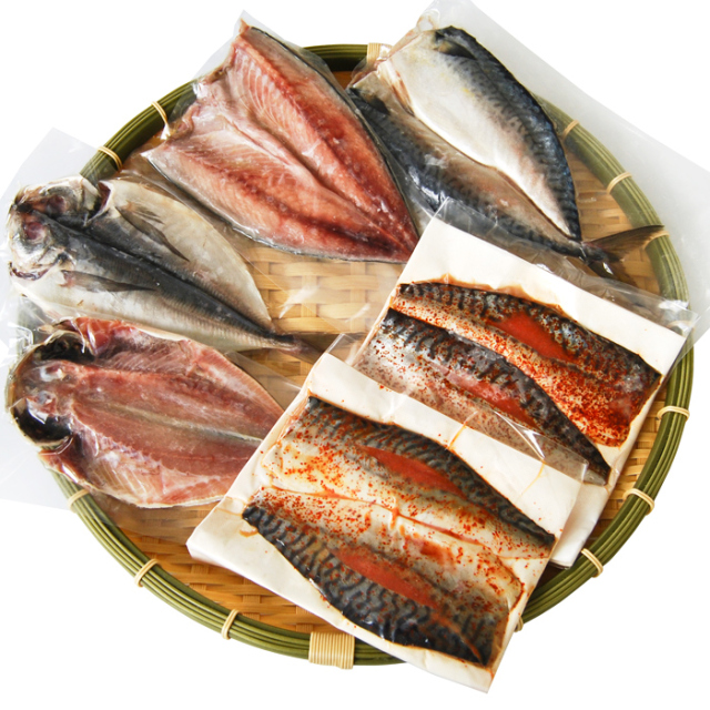 【新商品】お魚セット（あじ一夜干し×2枚、さば一夜干し×2枚、さば明太（2枚入り）×2袋）ビニール詰め