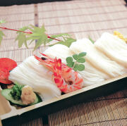 伝統の逸品！島原手延べ素麺（60束・3kg・木箱入）