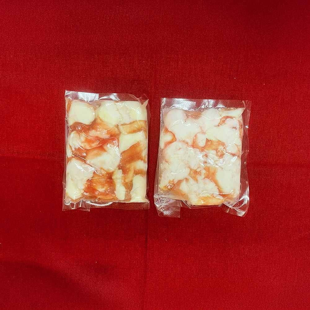 もつ肉（国産牛小腸150g×2袋）