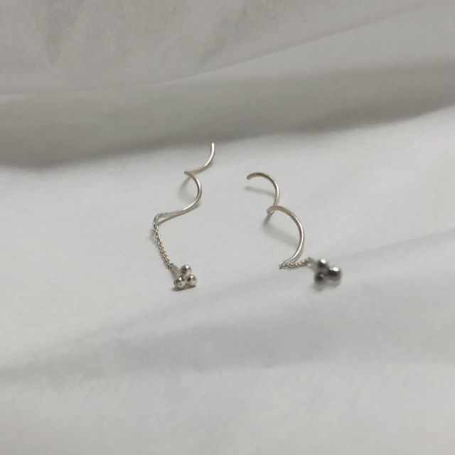 シルバーピアス