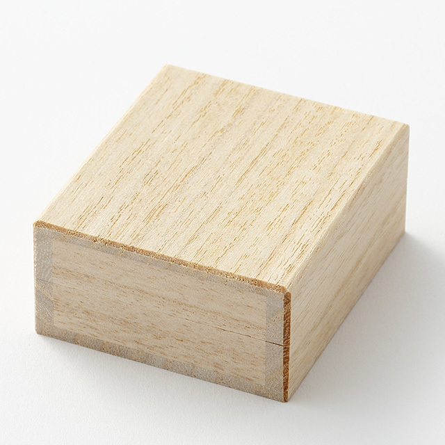 常信達磨　絹本一幅　桐箱付き 豆 内寸47×39×H15/21/27mm