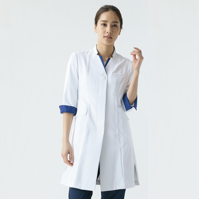 71-139 住商モンブラン 診察衣 シングルボタン 七分袖 女性用 丈短め ショート丈 制菌 透け防止 吸汗 制電 防汚 ポケット スリット 袖折り返し可 MONTBLANC 医療用 薬剤師 教師 医師 女医 薬局 医者