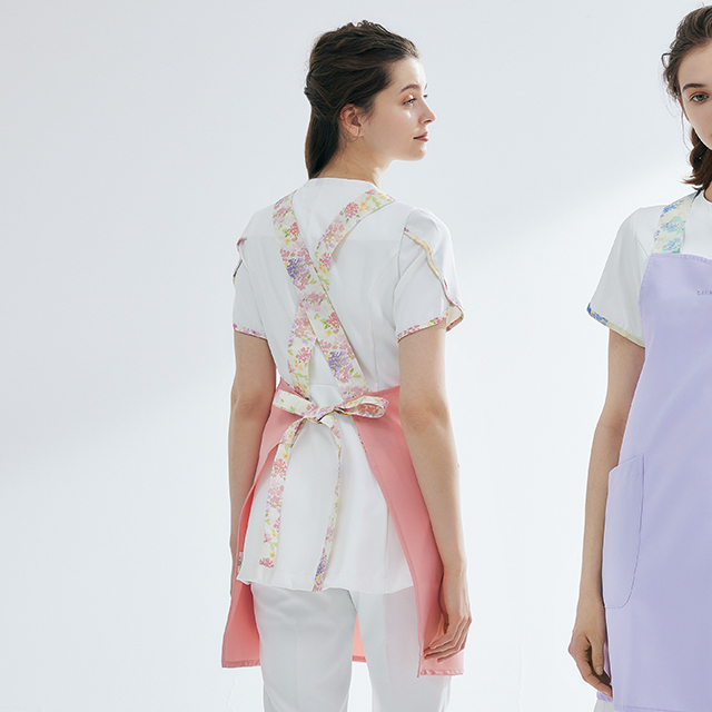 LW502 ローラ アシュレイ 住商モンブラン ナースウェア エプロン 女性